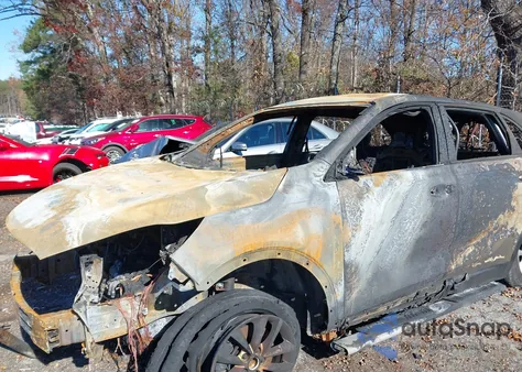 2018 Kia Sorento 2.4L L from USA, damaged, VIN 5XYPG4A32JG423863